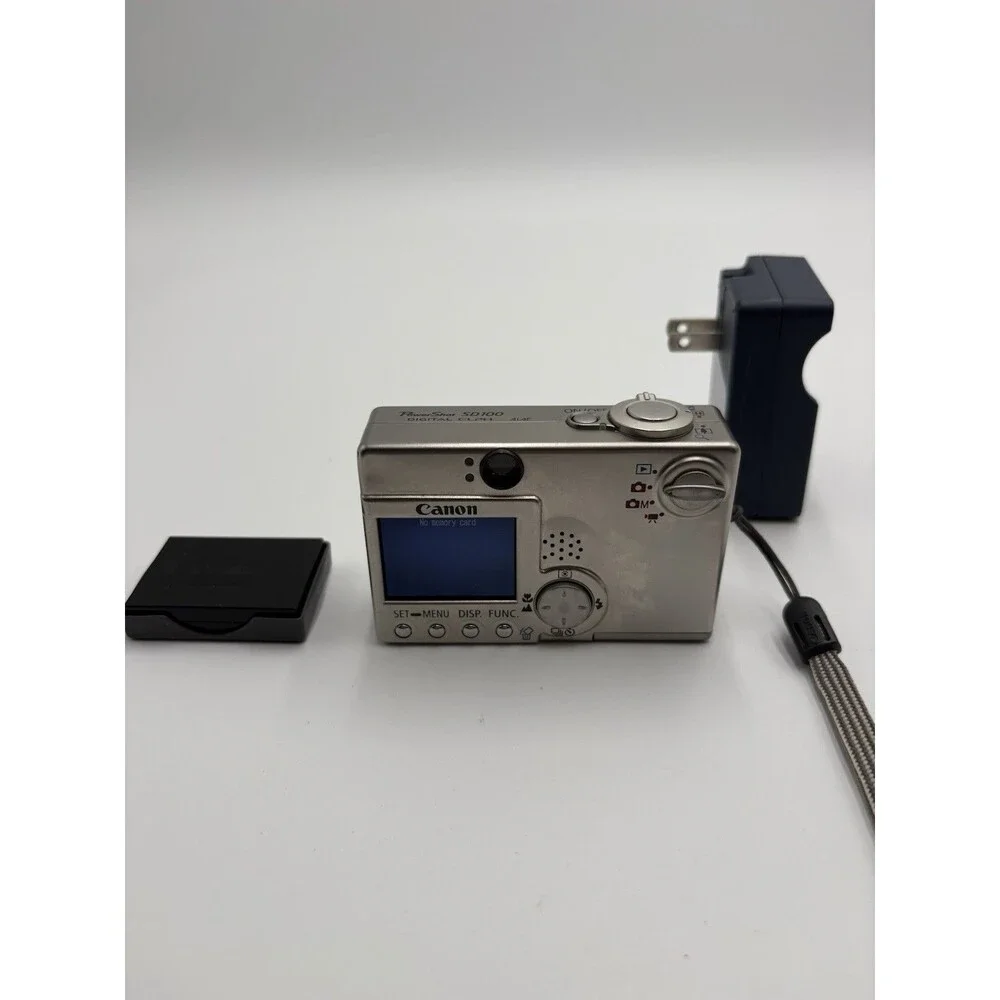Canon PowerShot SD100 3.2 MP Digital ELPH Camera Powers On-No Memory Card